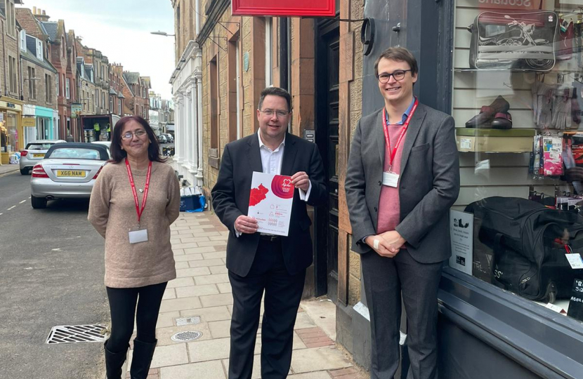 Craig Hoy MSP (middle) with Patricia Pentice (left) and Jonathan Roden (right).