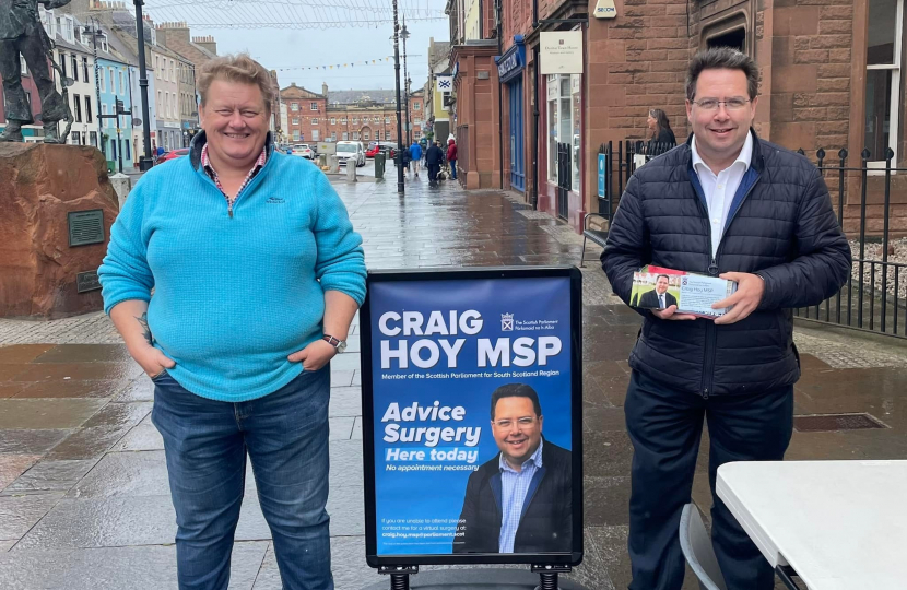 Cllr Donna Collins and Craig Hoy MSP on Dunbar High Street