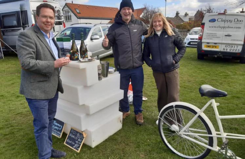 Craig Hoy MSP with Graeme and Shauna Munro from Tobermory Oysters 