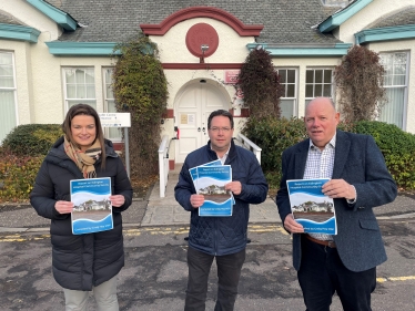 Judy Lockhart-Hunter, Craig Hoy MSP and Murray Duncanson outside of the Edington