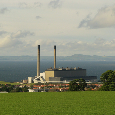 Cockenzie Power Station - Stuart Caie - Licence: https://creativecommons.org/licenses/by/2.0/