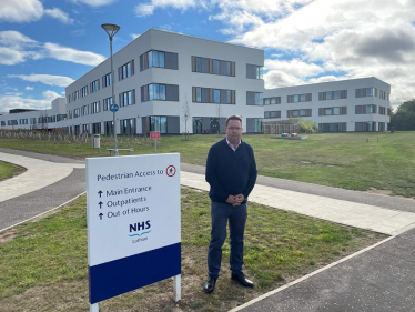 Craig Hoy MSP at East Lothian Community Hospital