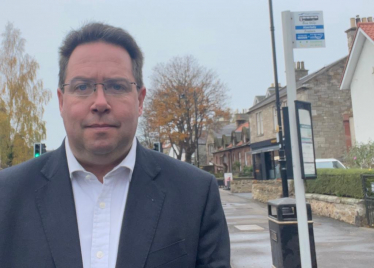 Craig Hoy MSP at Aberlady bus stop