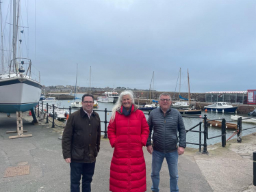 Craig Hoy MSP with Jane McMinn (centre) and Andrew Dunn (right) from the North Berwick Harbour Trust