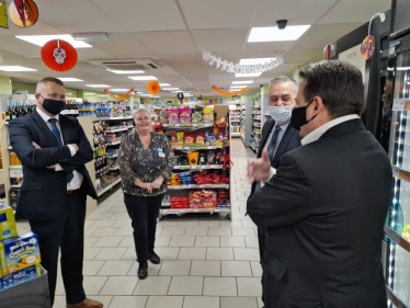 Craig Hoy MSP at Scotmid Newtongrange with Steve Hogarth; Sharon Gooddall; Frank McCarron.jpg