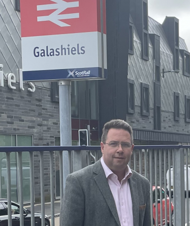 Craig Hoy MSP at Galashiels Station